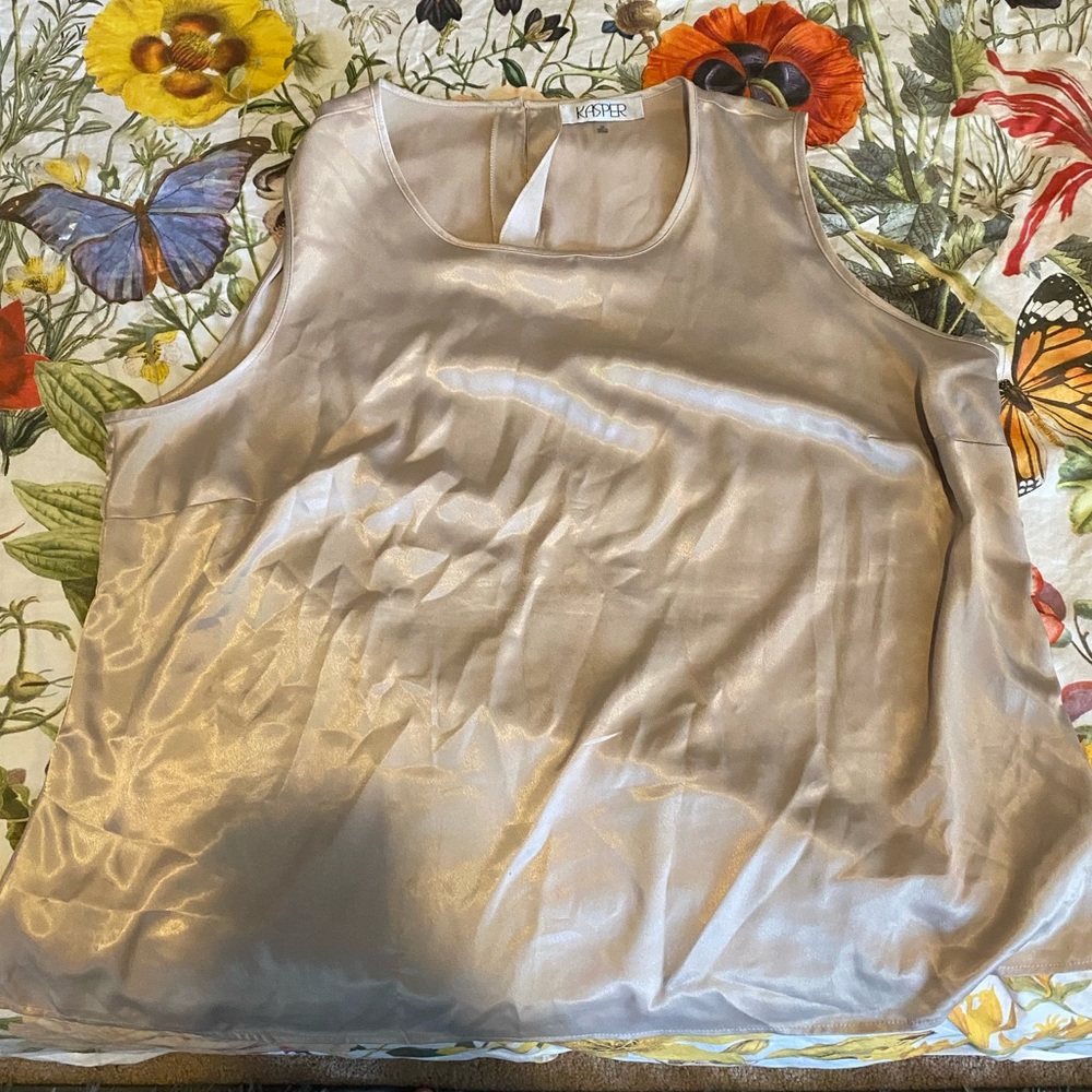 Shimmery tank